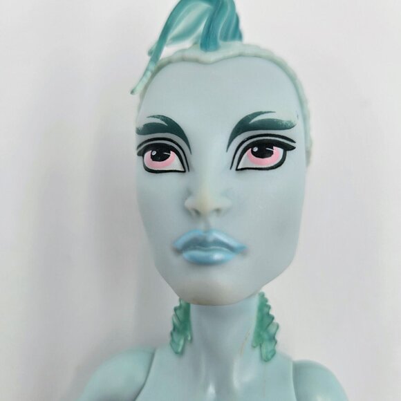 Monster High Gillington Gil Webber Mansters Male Doll Mattel 2011 Read - Picture 4 of 16